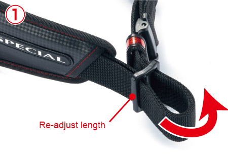 How to use - Step 3 - To shorten the belt, pull the belt in the direction of the red arrow as shown in Photo 1 with the size adjustment ring.